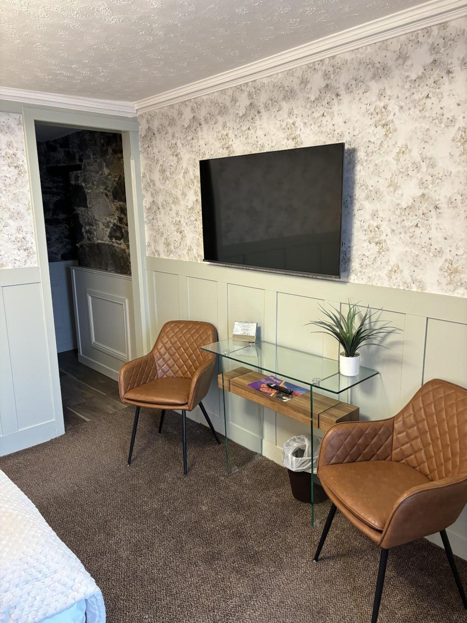 The Blackhorse Accommodation Ньютон Стюарт Экстерьер фото